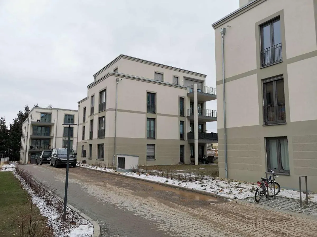 Apartment Gemuetliches Privatzimmer In Geraeumiger Gemeinschaftswohnung Dresden