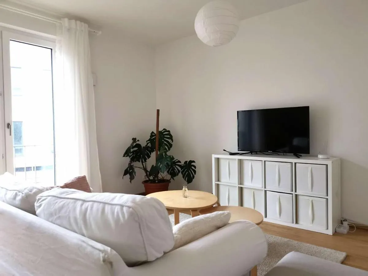 Апартаменты Gemuetliches Privatzimmer In Geraeumiger Gemeinschaftswohnung Дрезден