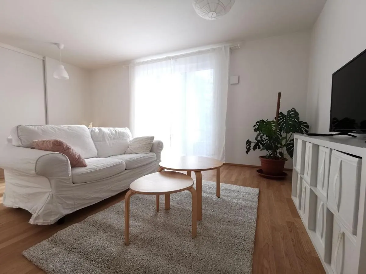 Gemuetliches Privatzimmer In Geraeumiger Gemeinschaftswohnung Дрезден