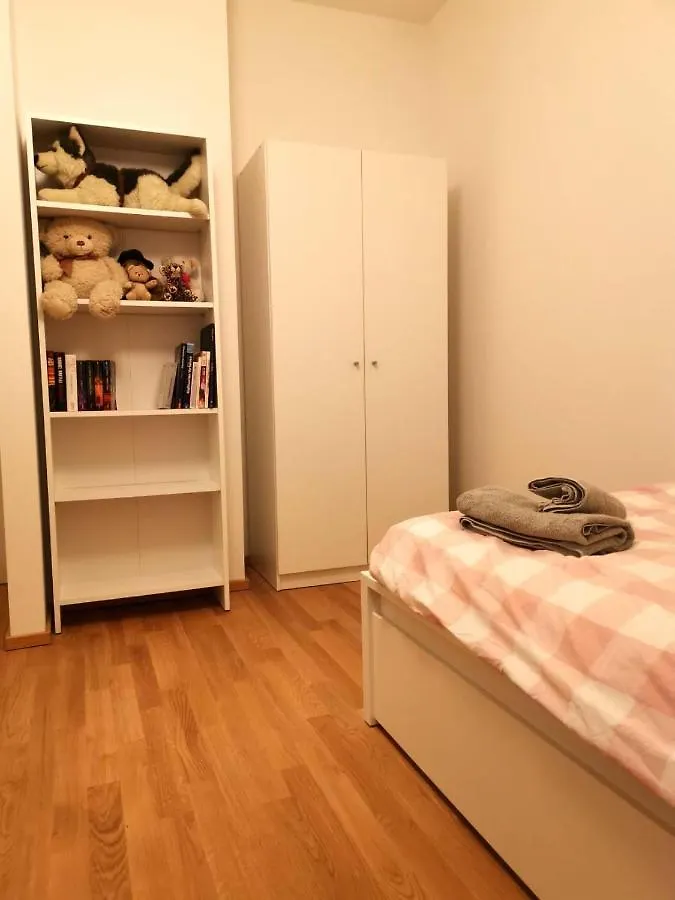 Gemuetliches Privatzimmer In Geraeumiger Gemeinschaftswohnung Дрезден 0*,  Германия